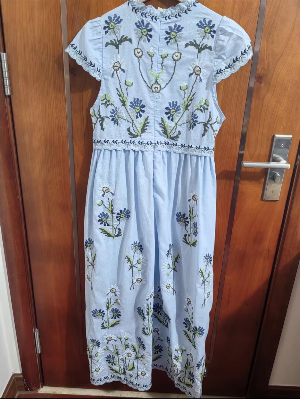 SEA NEW YORK Audra Dress Light Blue Floral Embroidered Midi Dress,S - Picture 5 of 10